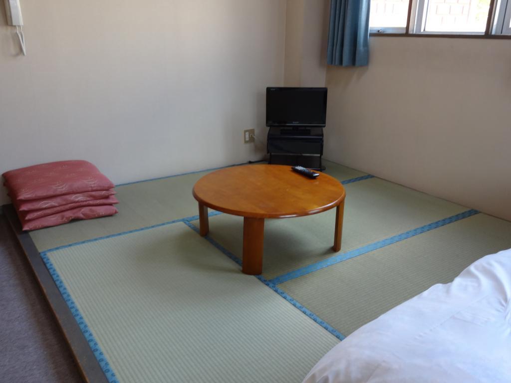 Oomukou Ryokan Hakuba Zimmer foto